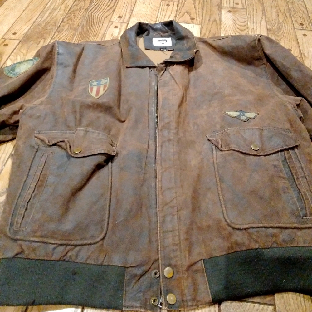 Old men's medium pilot leather jacket